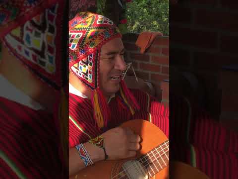 Tomando unpoquito de Yahe - fredy velasquez