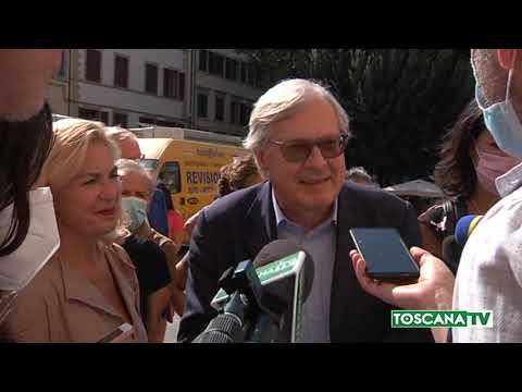 2020-09-19 FIRENZE - VITTORIO SGARBI SI SCHIERA A FAVORE DEI RESIDENTI