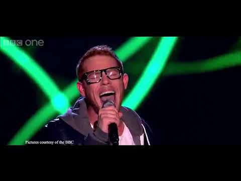 Exclusive Q&A: Moni Tivony Talks Music, Life & His Unique Style