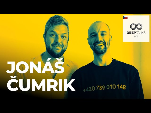 DEEP TALKS 104: Jonáš Čumrik alias Johny Machette – Influencer v důchodu a marketingový odborník