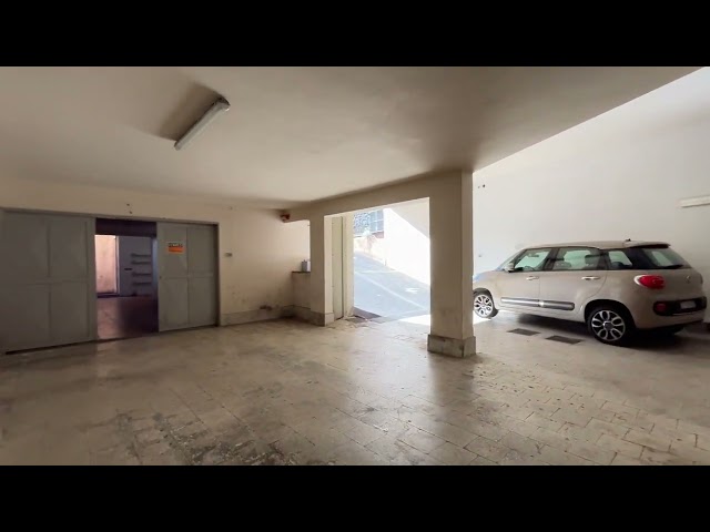 Tremestieri Etneo - Deposito/Magazzino mq 116 C/2