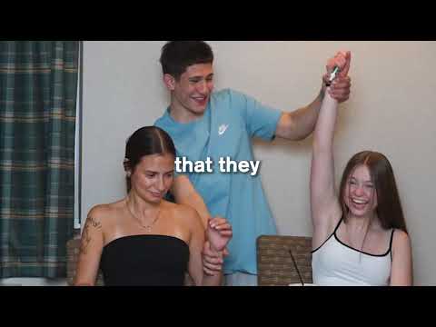 Who Knows Me Better, My Sister or BESTFRIEND! 🤔