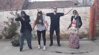 Download lagu Ona'e - govna'e PARODIJA by Deki Andja &koky (Matrica Studio D ) mp3 Download lagu Ona'e - govna'e PARODIJA by Deki Andja &koky (Matrica Studio D ) mp3