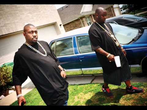 Trae The Truth ft. Young Buck -- Slammin Doorz