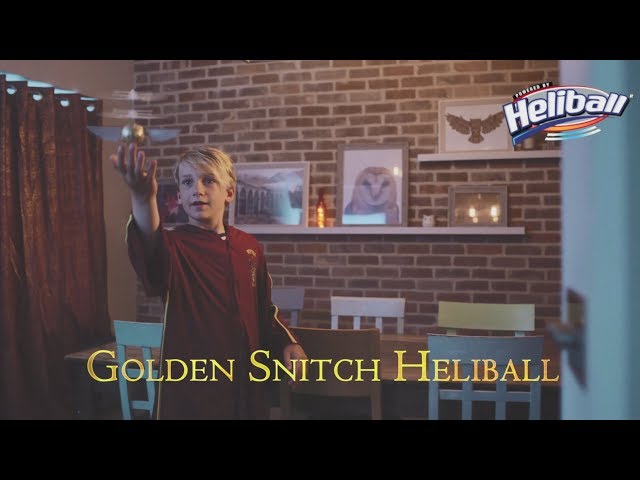Vídeo relacionado con Rubies Accesorio oficial de la Snitch Dorada de Harry Potter niños: accesorio de quidditch para disfraces y diversión mágica.