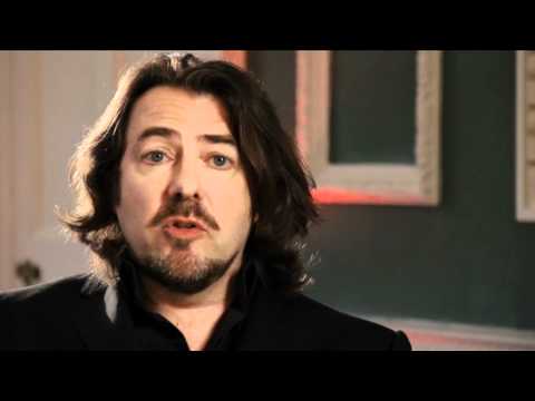 Jonathan Ross introduces The Umbrellas of Cherbourg