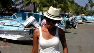 preview picture of video 'Discover the Main Beach & Marina in Zihuatanejo Guerrero Mexico'