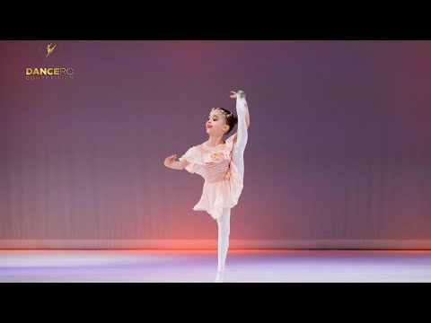 Cupid Variation | Ilinca Bendeac | DanceRo Competition