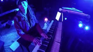 Holly Bowling: Lost Sierra Hoedown