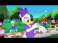 Daisy Duck Don T Worry I Ve Got Him Throws A Bow Rope Which Captures Pete READ DESCRIPTION
