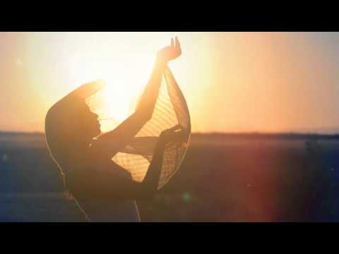 Tiesto Featuring Charlotte Martin - Sweet Things (Tom Cloud Remix) (HD)