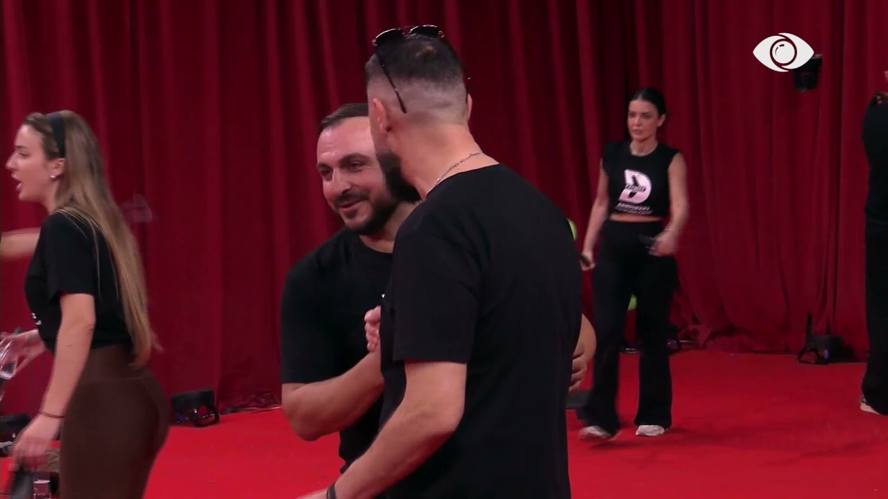 Ti e do Edisën më shumë se unë…/ Juela i drejtohet Rogertit