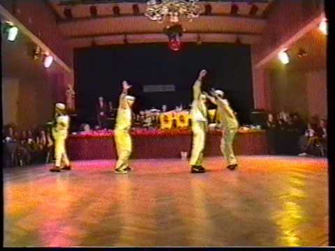 Flat Foot Floogees Sailors