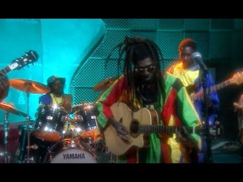 Cheikh Lo - Bamba Sunu Goorgui - Live on VH1, 1997