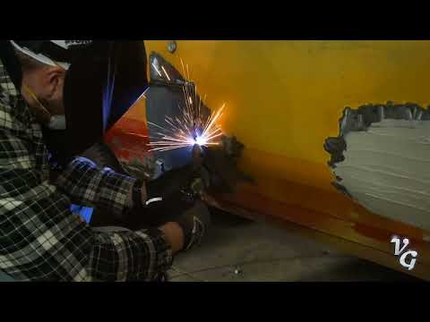 Vinnicombe's Garage - Episode 2