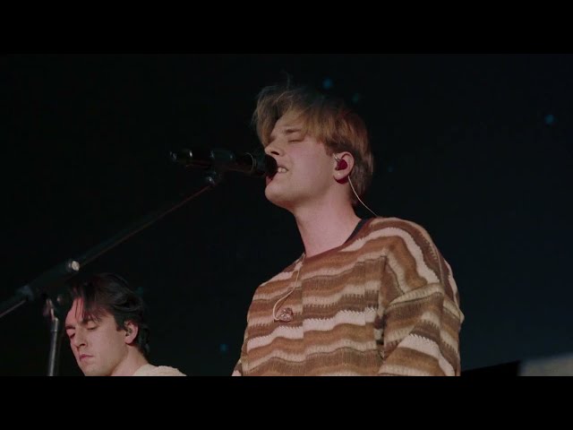 Aufsteiger-Hit: BLEIB von IVO MARTIN ((jetzt ansehen))