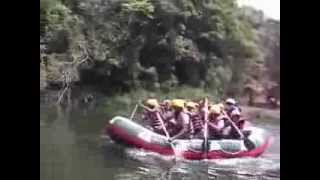 preview picture of video 'White water rafting - Kithulgala'