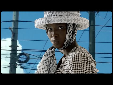 What's Up Top 5 Trends - Fashion Shows Spring /Summer 2021