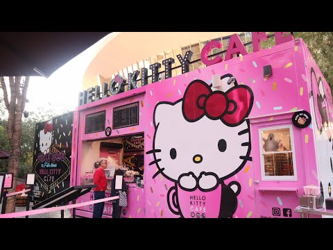 The Hello Kitty Cafe on the Las Vegas Strip!!