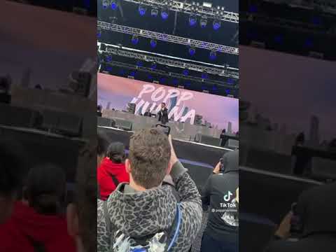 Thumbnail for corvette corve pophunna mic grabbed at the rolling loud by a fan by Corve