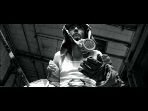 Fight Scene with Jean Reno - The Last Battle aka Le Dernier Combat