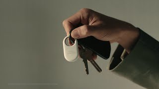 Samsung Man looking for his keys in a dark room