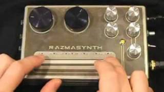 Video thumbnail for RazmaSynth, analog bass Synth with ribbon control by Bend-electronic by Razmasynth