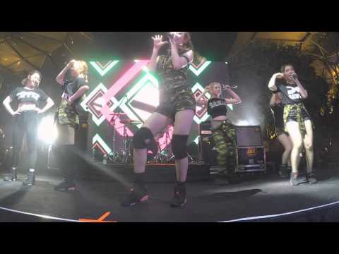 SONAMOO performs "People's Little Sister" at K-Pop Night Out Singapore 2015