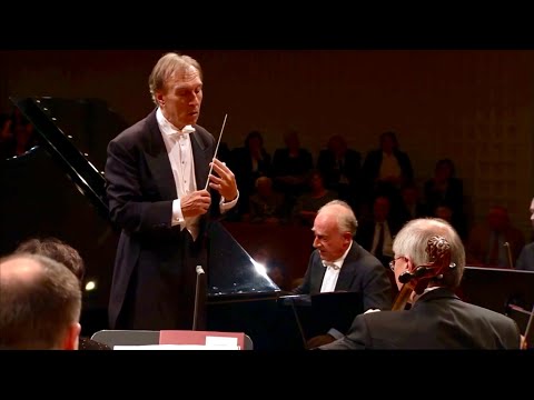 Maurizio Pollini - Beethoven: Piano Concerto in G major, op. 58
