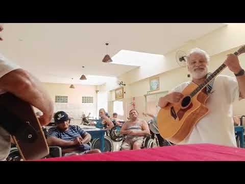 Natalino Vilar e Vaelson de Oliveira no Lar São Vicente de Paulo de Bandeirantes pr.