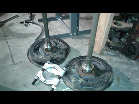 86 suzuki samurai  rear axle bearing installation using a harbor freight 12-ton press.