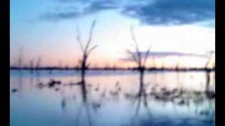 preview picture of video 'Yarrawonga Sunrise at 7am. Victoria, Australia'