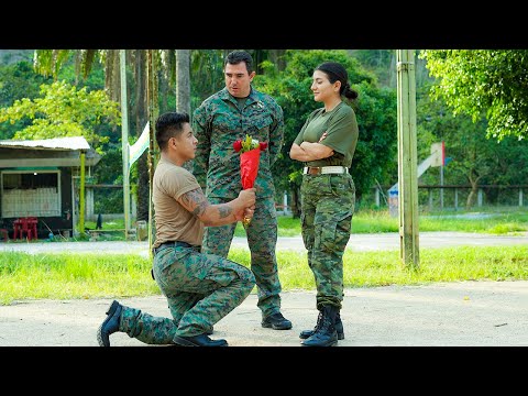 Militar se enamora de una teniente sin importarle el peligro que corría