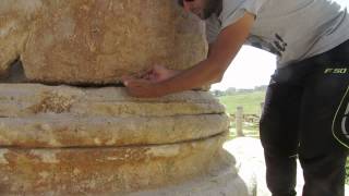 preview picture of video 'Gerasa (Jerash), Jordan - Temple of Artemis-- the swinging pillar'