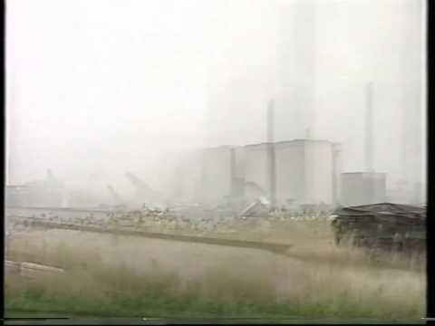 Groningen factory chimneys demolition