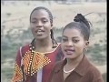 Angela Chibalonza - Tuonane Bandarini (Official Music Video)
