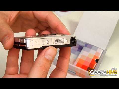 Samsung ST30 Compact Camera - Unboxing by www.geekshive.com