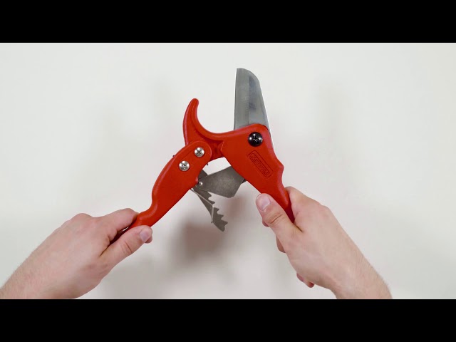 Video Teaser für KS TOOLS 222.0002 Kunststoff-Rohrschere Ø 0-42mm (Unboxing)