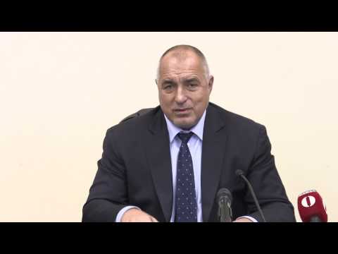 Бойко Борисов и Ивелина Василева в Айтос. Министър и кмет подписаха договор на изграждане на пречиствателна станция в град Айтос. Инвестицията е за 19 млн. лв