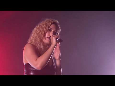 Raye (@Raye)-Cigarette @VillUnderLondon, 31st May 2018