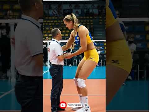 Volleyball Player Steals the Spotlight with Interview Performance! ep.496 #volleyball #short #hoacon