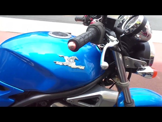 NO.3199　バリオス－２（ＢＡＬＩＵＳ－Ⅱ）　水冷４サイクル１６バルブ４気筒２５０ｃｃ　ＷＲ’Ｓマフラー　ブルーメタリック　☆彡 バリオス2/カワサキ 水冷4サイクル4気筒エンジン リヤキャリア付き