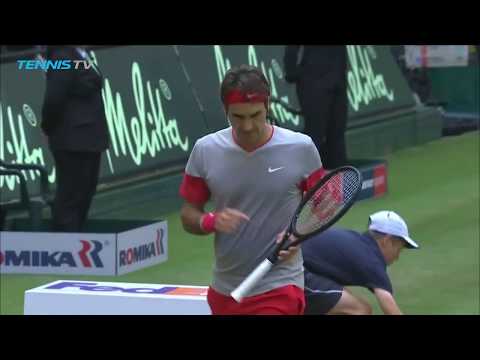 Roger Federer doesn't realise he's won match vs Nishikori | Halle 2014 funny moment