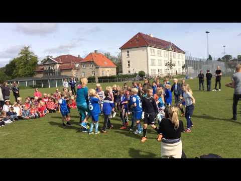 Aakanden Skole Olympiade 0.-1. klassetrin - "Skovle sne" dansen