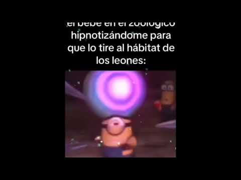 El bebé en el zoológico hipnotizandome