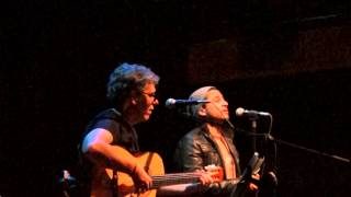 El elefante y la paloma - Pedro Guerra y Leonel Soto