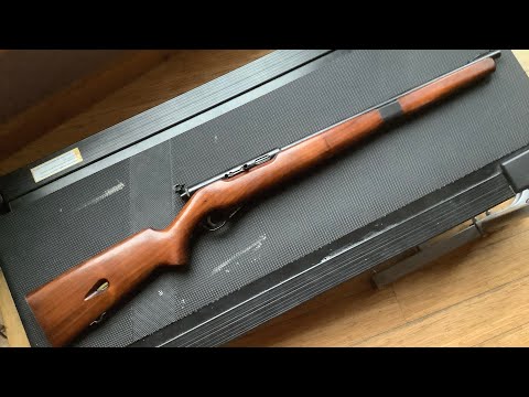 MOSSBERG 151M(A): Closed bolt tube fed semiauto. Operation, details of an unusual mechanism