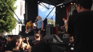 Tilt weave and unravel live