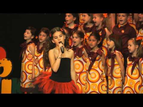 4* Festival ŠARENI VOKALI - Anđela Vasiljević - Strašan lav   (HD)