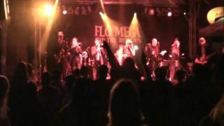 Flo Mega & The Ruffcats - 3 Zimmer-Wohnung (Live)